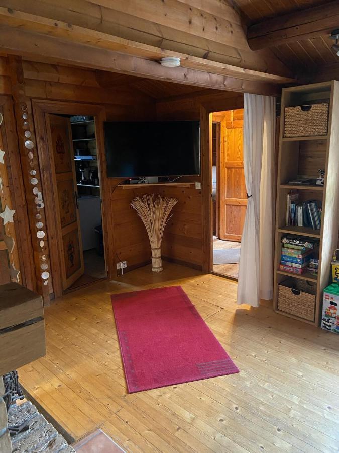 Blockhaus Ferienzauber Βίλα Bromskirchen Εξωτερικό φωτογραφία